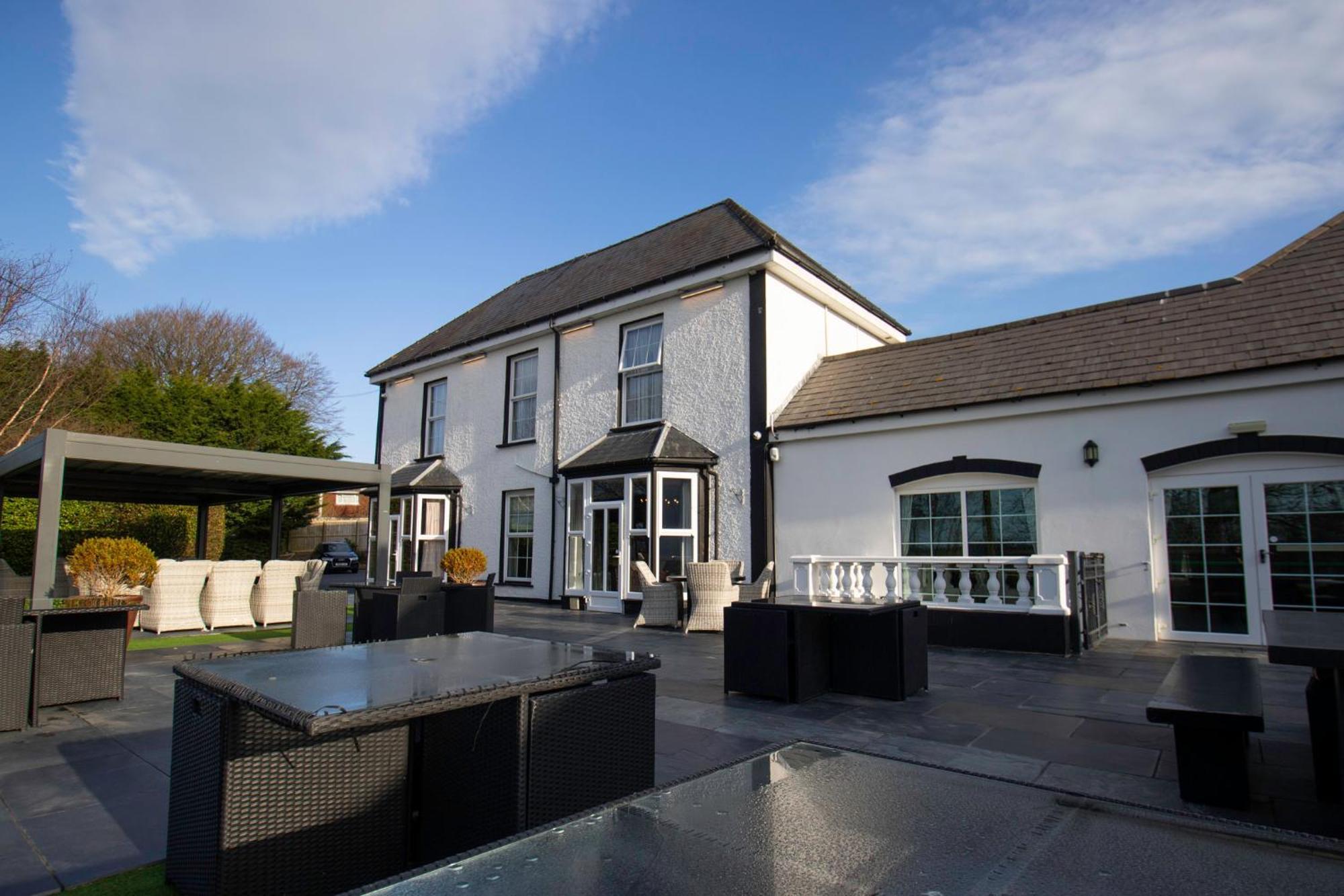 Hotel Plas Hyfryd Narberth Exterior photo